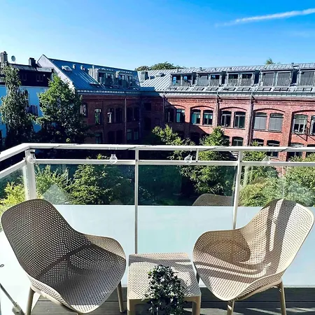 Entire In Apartment